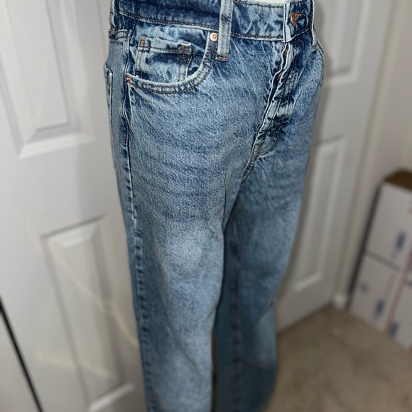 Wild Fable Light Wash High Rise Straight Leg Denim Jeans - Blue - Picture 3 of 11